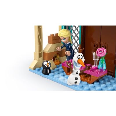 6. LEGO DISNEY PRINZESSIN 43265 Die Eiskönigin: Schloss Arendelle
