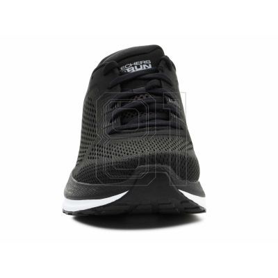 3. Skechers Go Run Persistence M 246053-BKW Schuhe