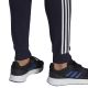 12. adidas Essentials Slim 3-Streifen Hose M GM1090