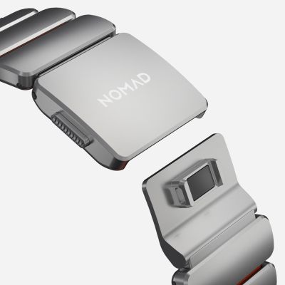 7. Nomad Stratos Armband aus natürlichem Titan