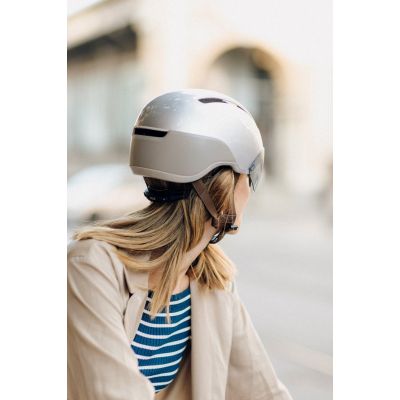 9. HJC CALIDO PLUS Silberner Fahrradhelm Perlgrau Silber rS