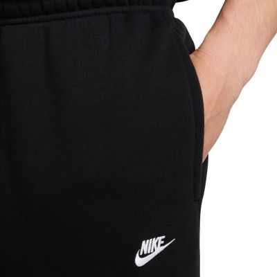 3. Nike Club Herrenhose Schwarz FN3805 010