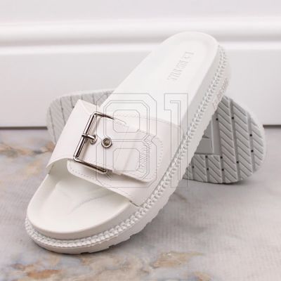 15. Big Star W platform flip-flops JJ274A309 INT1681C