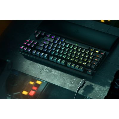 7. Razer Huntsman V2 Gaming-Tastatur, TKL