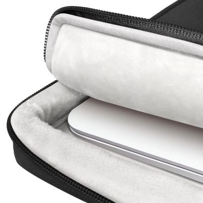 4. Tech-Protect Basic Tasche für 15-16" Laptop - schwarz