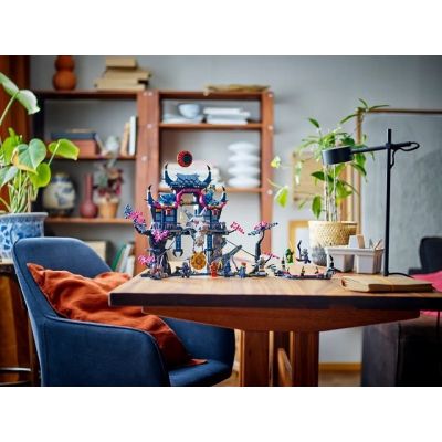 8. LEGO Ninjago 71813 Wolfsmasken-Schatten-Dojo