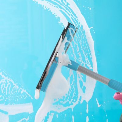 6. ALPINA Glas- und Spiegelabstreifer mit verstellbarem Griff 43-70 cm