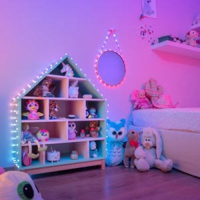 13. Twinkly Candies – 100 RGB-LED-Kerzenlichter, grünes Kabel, USB-C