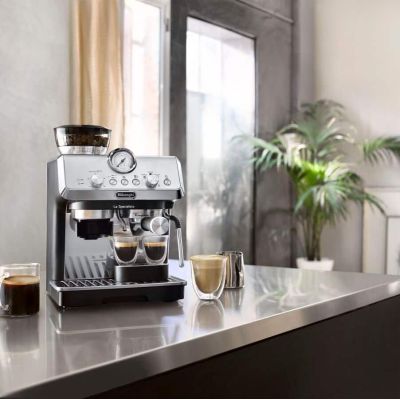 7. De'Longhi Dedica Arte EC9155.MB Halbautomatische Espressomaschine 2,5 l
