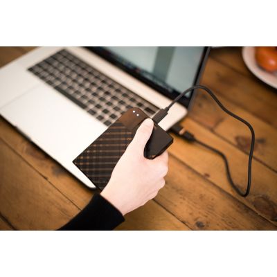 8. Verbatim Externe Festplatte mit Fingerabdrucksensor, 2 TB, USB Typ-C 3.2 Gen 1 (3.1 Gen 1), Schwarz