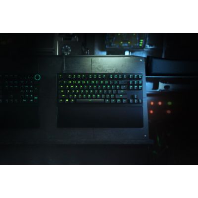 6. Razer Huntsman V2 Gaming-Tastatur, TKL