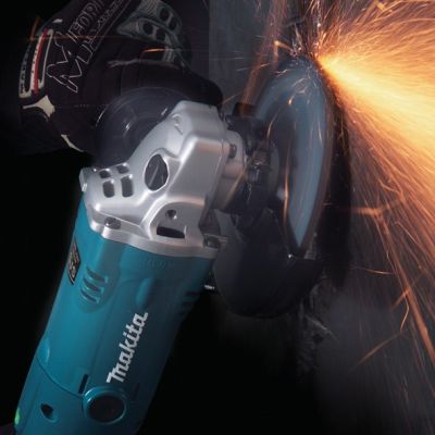 2. MAKITA GA5021C 1450W 125mm Winkelschleifer