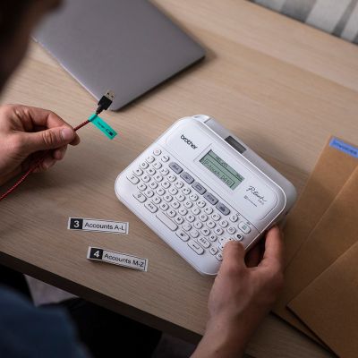 2. Brother PT-D410 Etikettendrucker, Thermotransfer, 180 x 180 dpi, 20 mm/s, kabelgebunden, TZe, QWERTY-Tastatur