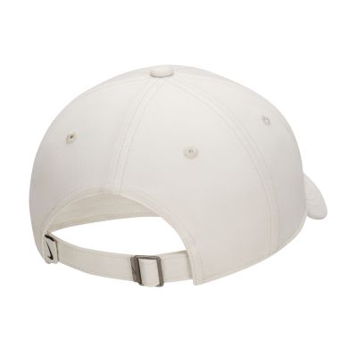 2. Nike Club FB5369-072 Kappe