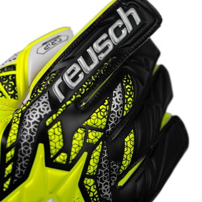 12. Reusch Attrakt Grip M 5570815 2014 Torwarthandschuhe