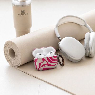 7. Lamano Tech-Protect Hülle für AirPods Pro 3 – Rosa und Beige