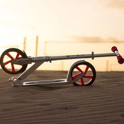 2. Razor A5 Lux Scooter 13073001 (silber)