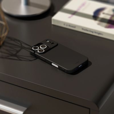 9. SBS Instinct Hülle für iPhone 17 Pro Max – Schwarz