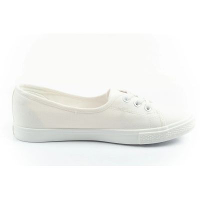 4. Lee Cooper Damenschuhe, sportliche weiße Slip-On-Ballerinas
