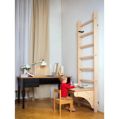 32. Eine Tischabdeckung für eine Holzleiter für eine Klimmzugstange Bank K BT204