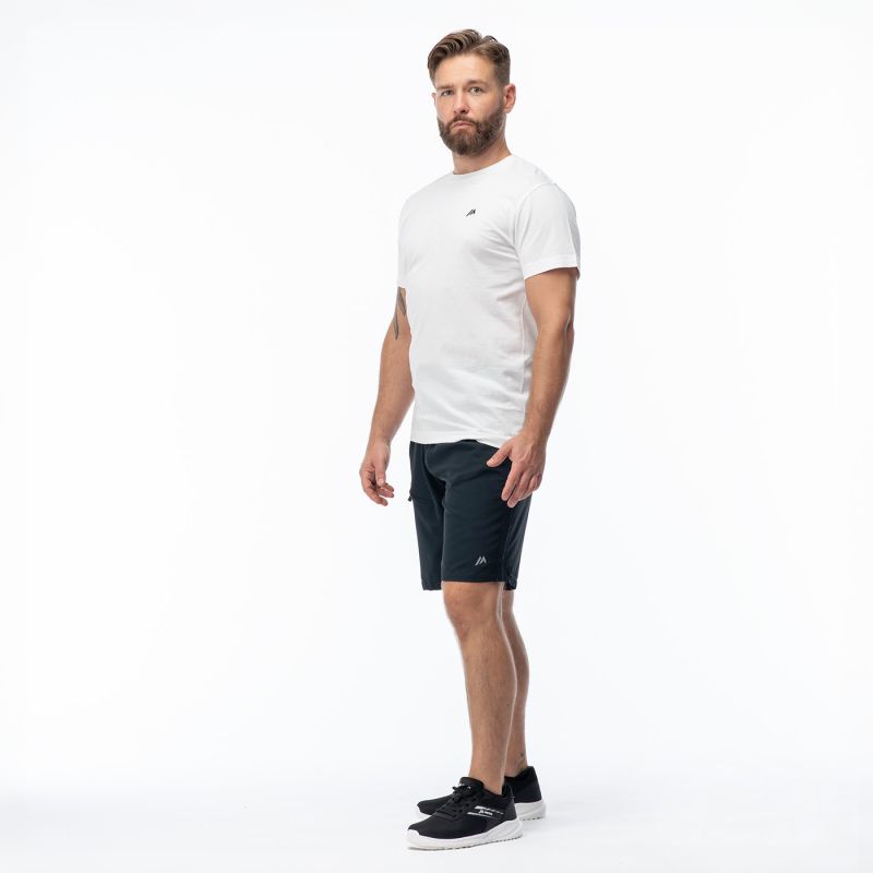 10. Herren-Shorts MEGA