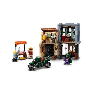 4. LEGO One Piece 75642 - Captain Smoker Showdown