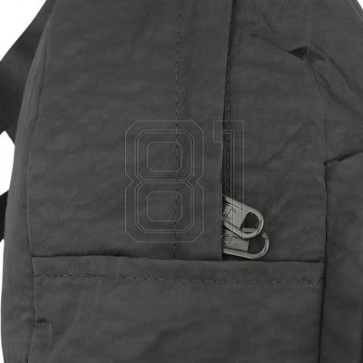 5. Champion Backpack 806031 KK001