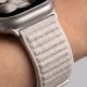 7. Tech-Protect NylonLoop Armband für Apple Watch 40 / 41 / 42 mm – beige