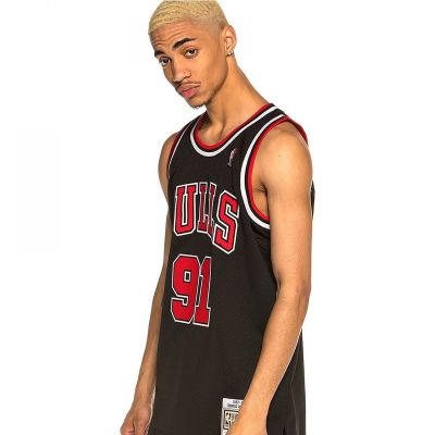 4. Mitchell & Ness Chicago Bulls NBA Swingman Ausweichtrikot Bulls 97 Dennis Rodman SMJYGS18152-CBUBLCK97DRD