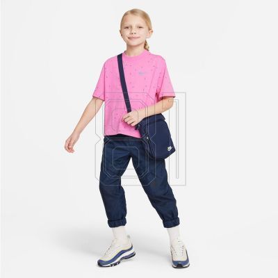 6. Nike Sportswear Jr. FD5366-620 T-Shirt