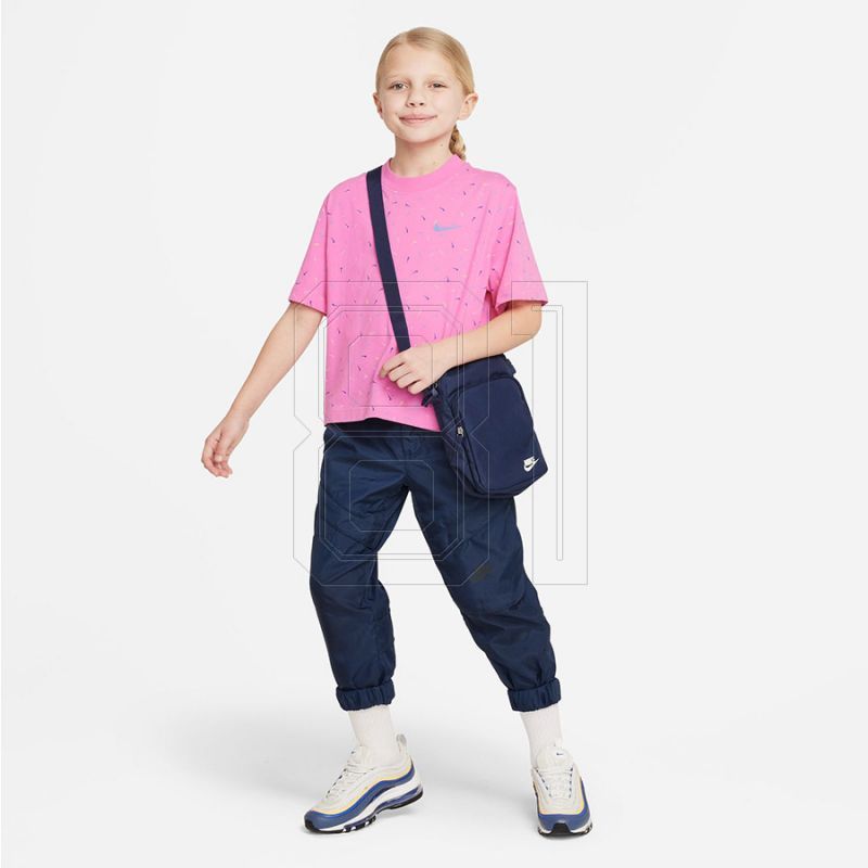 6. Nike Sportswear Jr. FD5366-620 T-Shirt