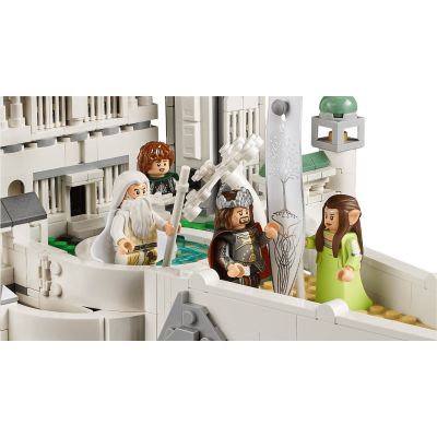 8. LEGO Icons 11377 - Der Herr der Ringe: Minas Tirith