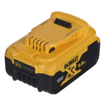 8. DeWalt DCM565P1 Akku-Kettensäge