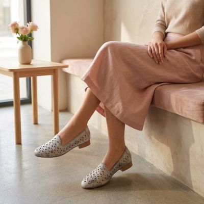 6. Damenschuhe Jezzi ASA222, durchbrochen, grau und silber