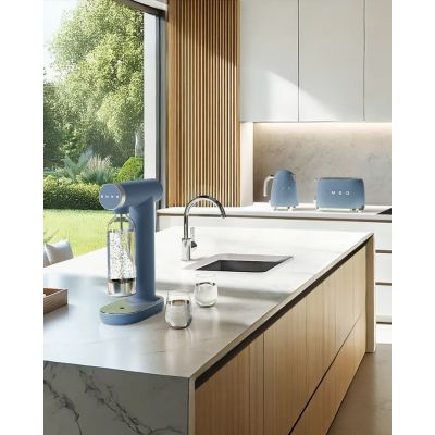 17. SMEG KLF03SBMEU Wasserkocher