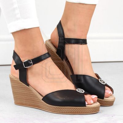 10. Filippo W PAW526B schwarze Keilsandalen aus Leder mit Verzierung
