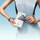 7. Joyroom JR-PBF27 10000 mAh 22,5 W Powerbank mit integrierten USB-C- und Lightning Kabeln - Schwarz