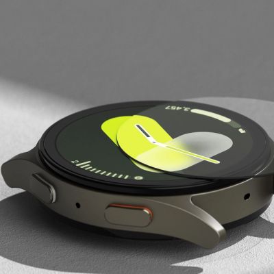 4. Ringke Slim & Tempered Glass Case + Glas-Set für Samsung Galaxy Watch 7 44 mm – Schwarz