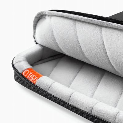 5. Tech-Protect Defender Tasche für Laptop 13-14 - Schwarz und Orange
