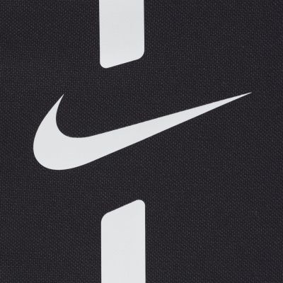 12. Nike Academy Team Rucksack DA2571-010