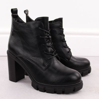 12. Damen-Stiefeletten mit Blockabsatz, schwarz M.Daszyński SA218-8