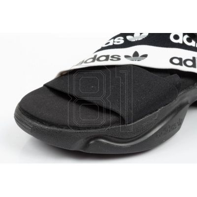 5. Adidas Magmur Sandal W EF5850 Sandalen