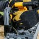 4. FLEXVOLT Aku 54V DCS520T2 DEWALT Kreissäge