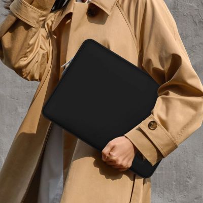 9. Tech-Protect Neoslim 13-14" Laptoptasche - Schwarz