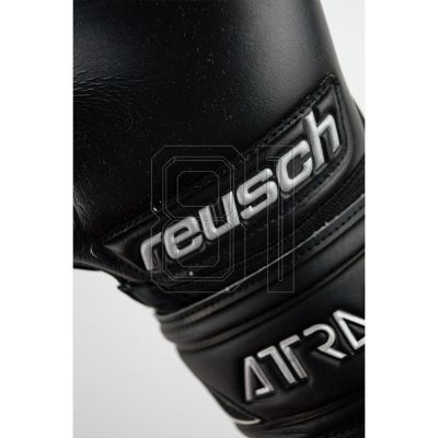 6. Reusch Attrakt Freegel Infinity M 53 70 735 7700 Goalkeeper Gloves