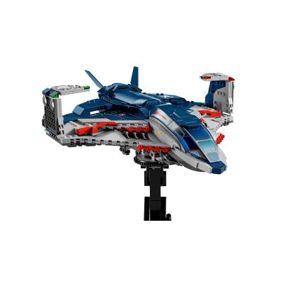 6. LEGO Marvel Super Heroes 76325 Avengers: Age of Ultron - Quinjet
