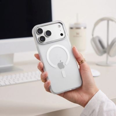 7. Tech-Protect MagZero MagSafe Hülle für iPhone 17 Pro Max / 18 Pro Max – Mattweiß