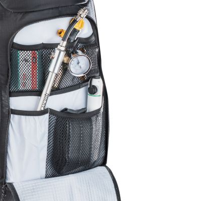 4. EVOC FR Enduro Blackline Rucksack, schwarzes Nylon