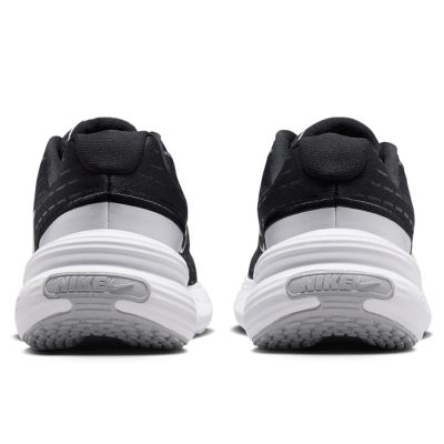 4. Nike Uplift SC IF1749-002 Schuhe