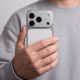 7. Tech-Protect Camfull Fit+ Displayschutzfolie aus gehärtetem Glas für iPhone 18 Pro Max – Silber